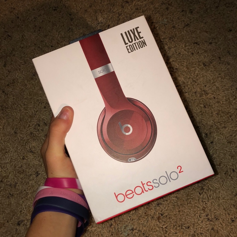 BRAND NEW BEATS SOLO 2